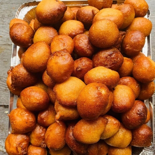 SNACKS: PUFF PUFF (HALF TRAY)